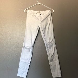 White denim ripped jeans